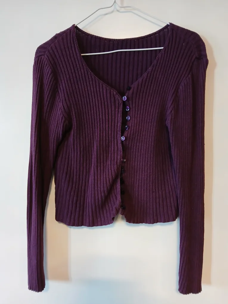 4 pc Women's bundle. 3 Cardigans &1 Flannel Top. All $10 FIRM. image indicator(5)