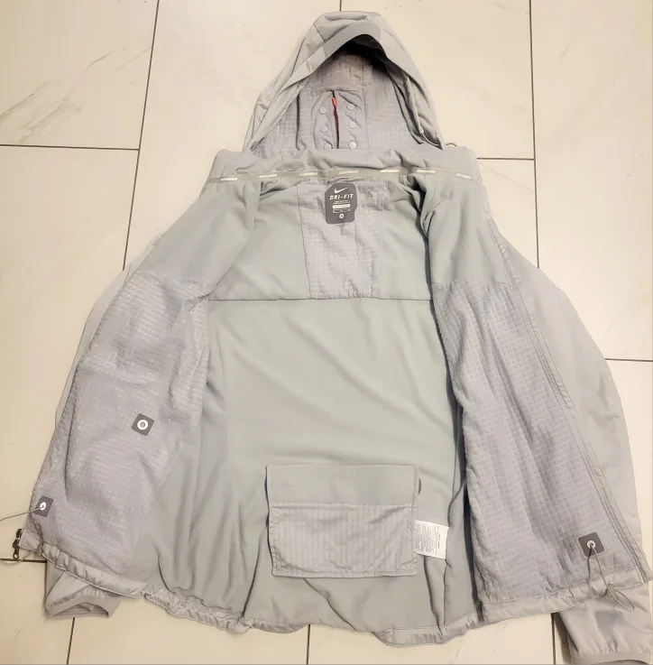 Nike Dri-FIT Women's Running Jacket - Size M - Light Grey image indicator(5)