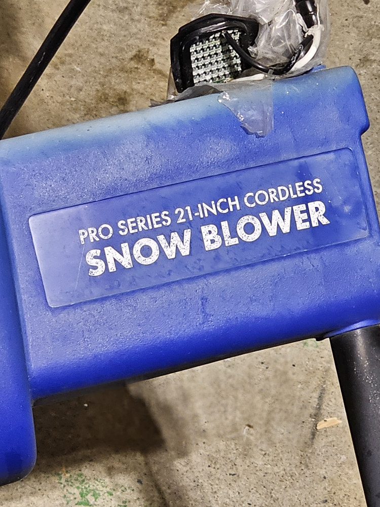 21-inch Cordless Snowblower - photo 3