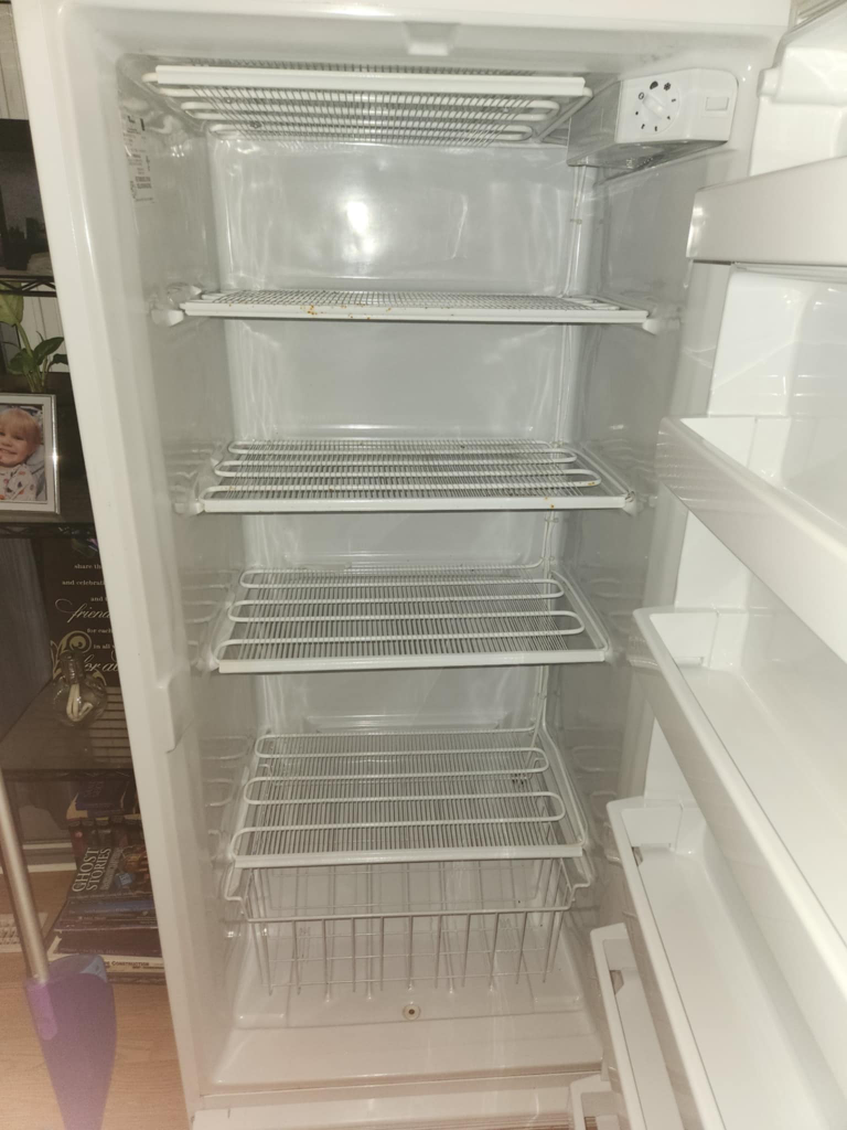 Whirlpool Commercial Freezer - photo 3