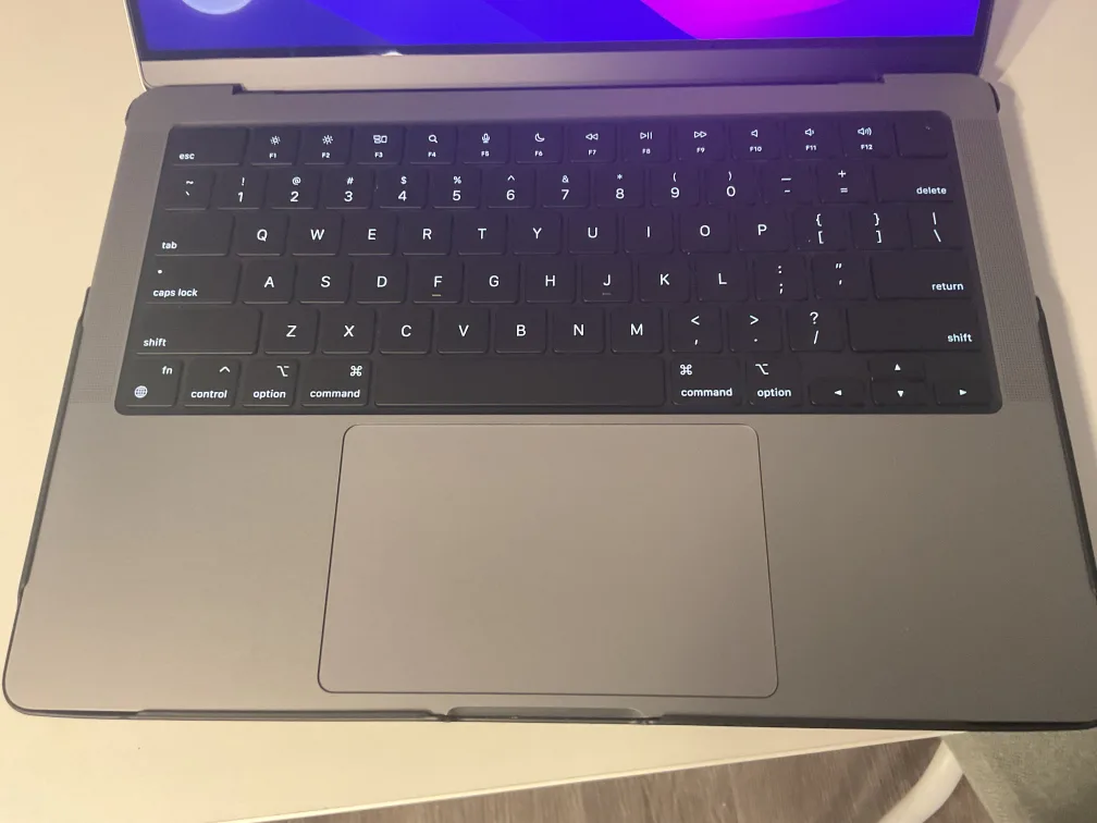 Apple MacBook Pro 14-inch - Space Grey image indicator(4)