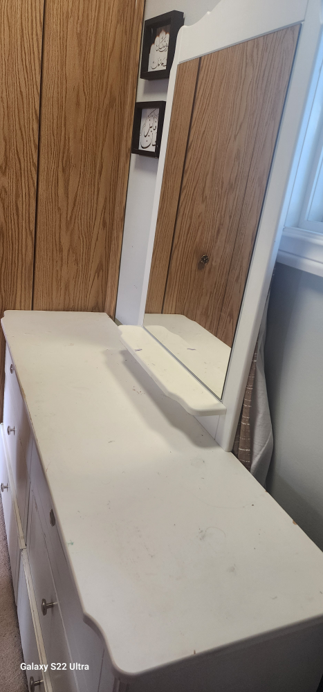 White dresser with mirror - photo 5
