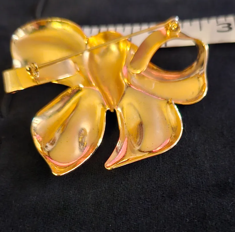 Vintage Brooches image indicator(5)