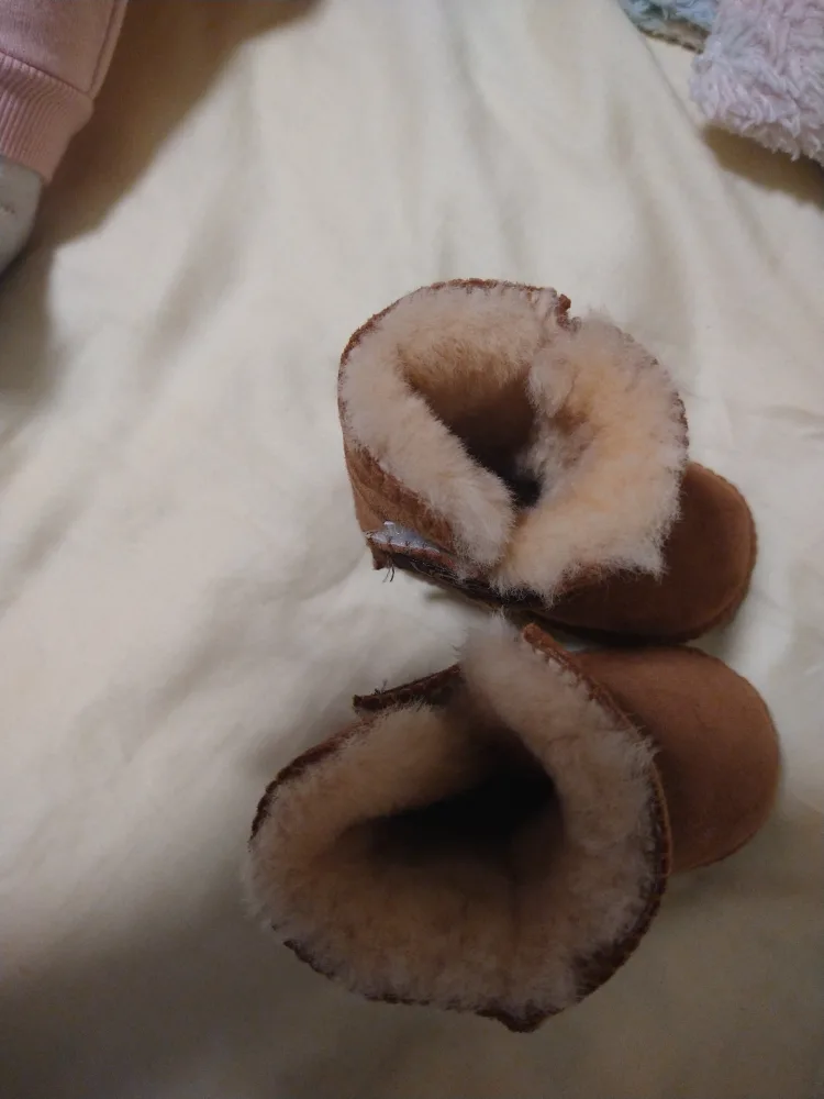 UGG Australia Baby Booties, infant 0-6m image indicator(2)