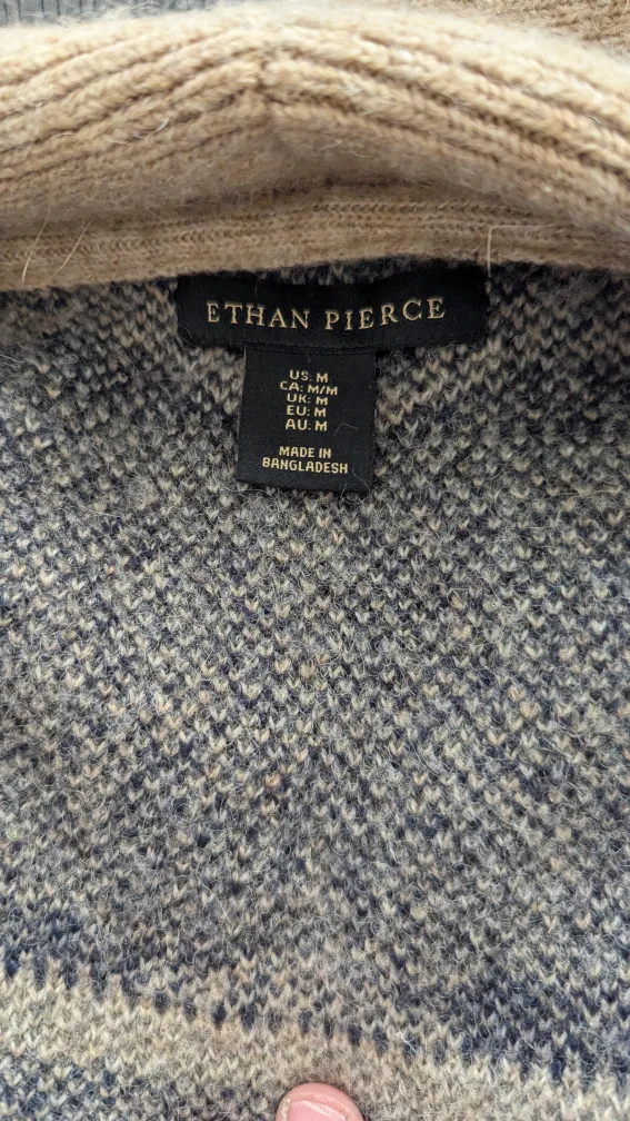 Ethan Pierce Men's Size Medium Cardigan Sweater image indicator(2)