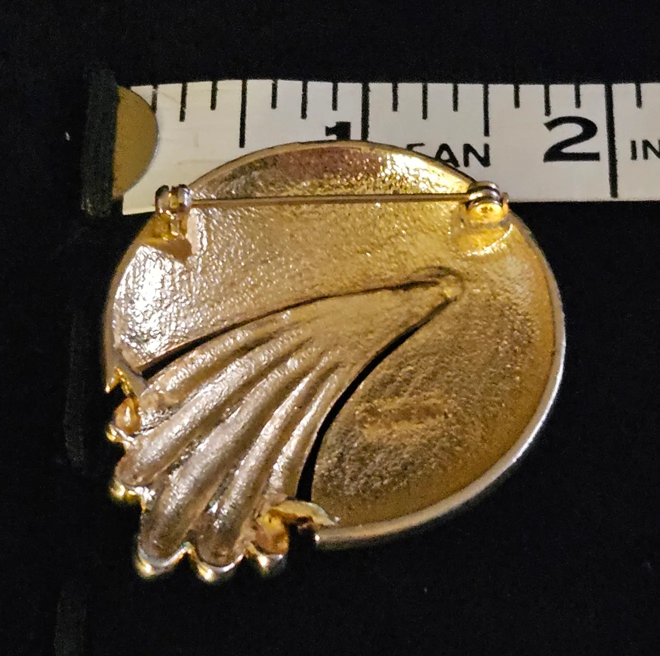 Vintage Brooches image indicator(9)