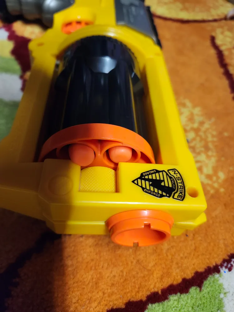 vintage early 2000s Nerf Gun Revolver image indicator(5)