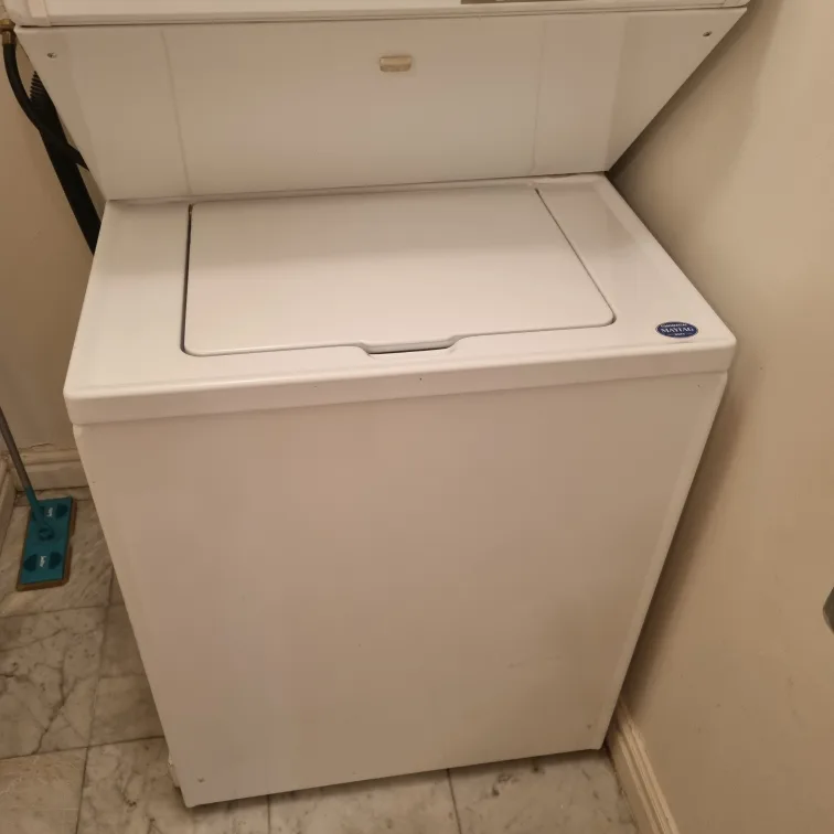Maytag Washer and Dryer Set image indicator(3)