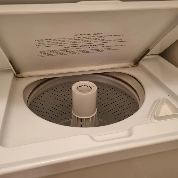 Maytag Washer and Dryer Set image indicator(5)