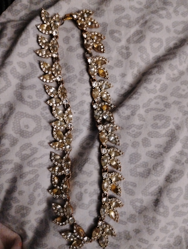 Rhinestone Leaf Statement Necklace - photo 3