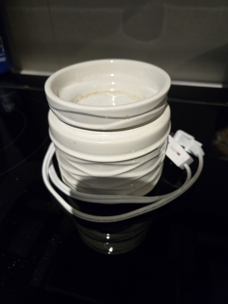 White Ceramic Wax Warmer - photo 2
