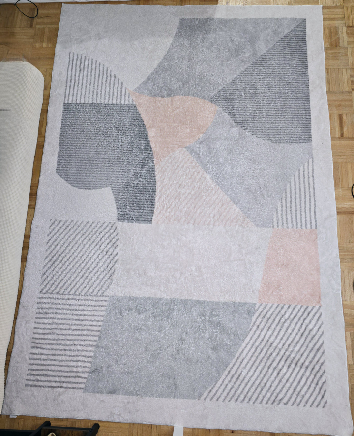 Machine washable large area rug