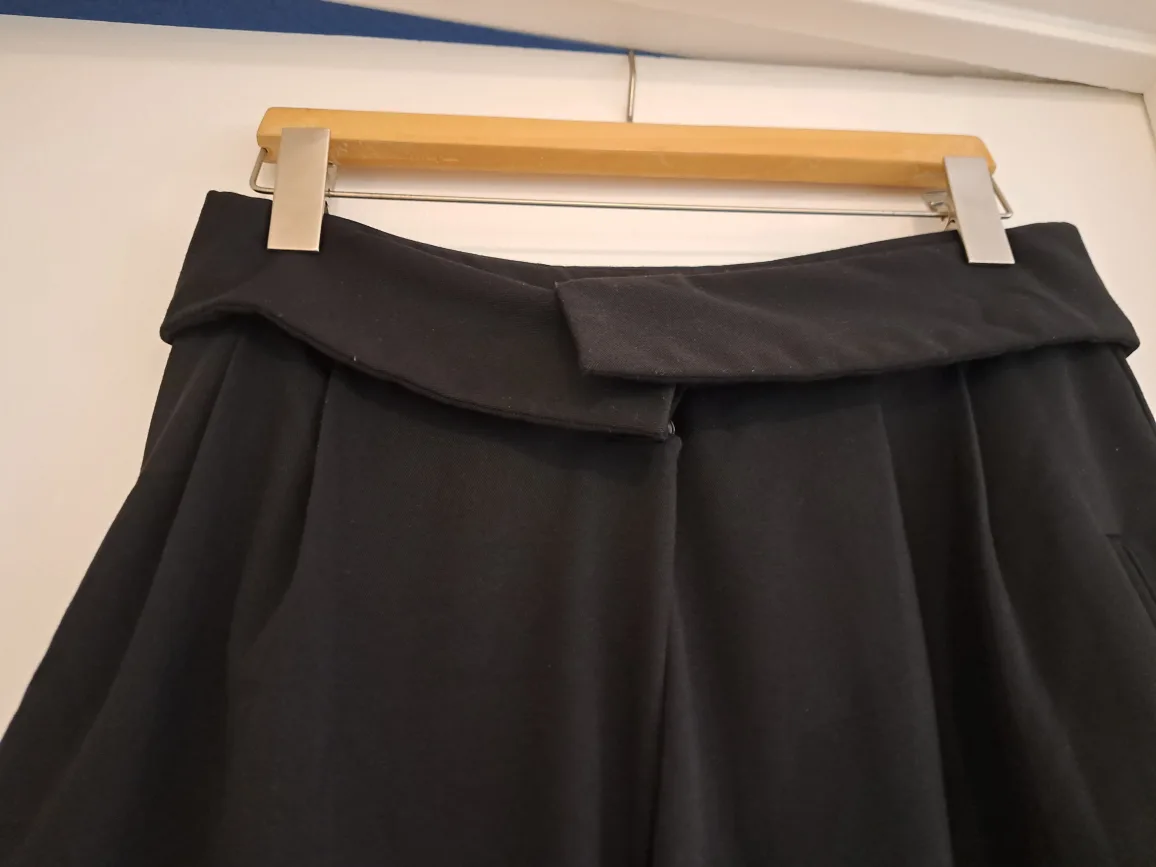 Oak + Fort Wide Leg Pants - Size Large image indicator(2)