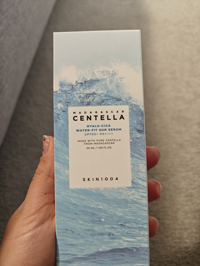 SKIN1004 Madagascar Centella Hyalu-Cica Water-Fit Sun Serum
