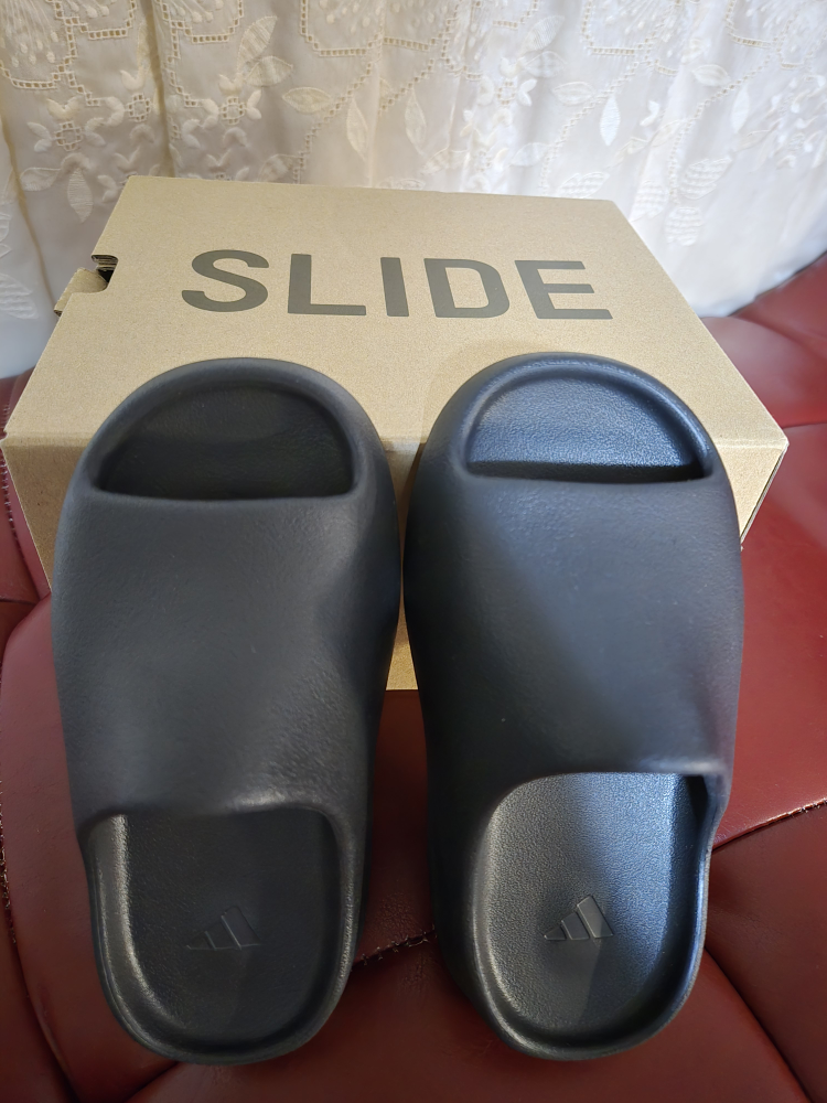 Yeezy Slide Kids ONYX 11K