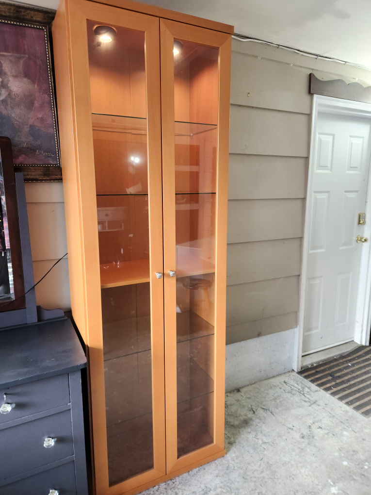 Light Oak Display Cabinet with Glass Doors and Interior Lighting - photo 4