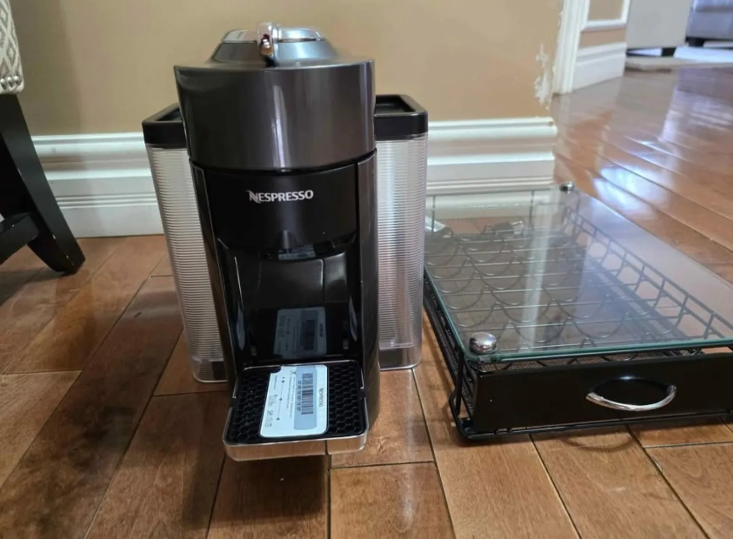 Nespresso Vertuo Machine with Capsule Holder
