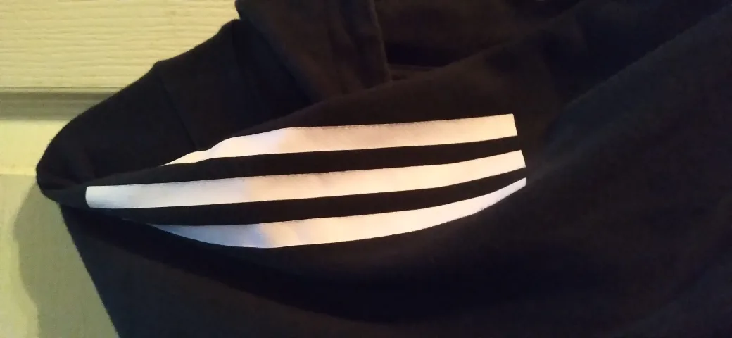 ADIDAS HOODIE - BLACK - WHITE STRIPES - ADIDAS LOGO image indicator(6)