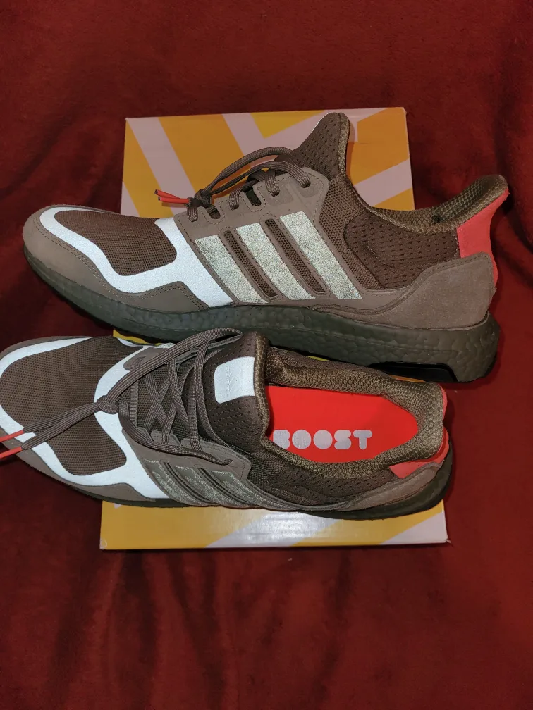 Adidas Ultraboost DNA Olive Green Suede Sneakers image indicator(6)