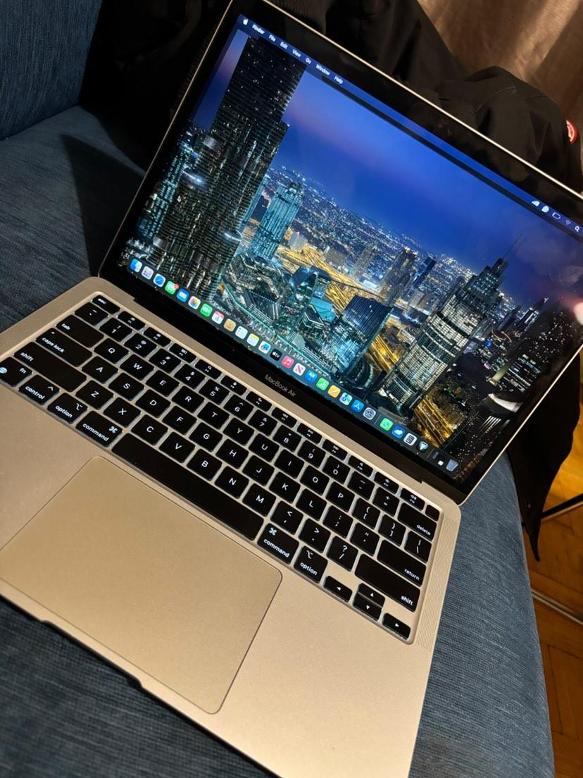 MacBook Air M1 2020 - photo 3