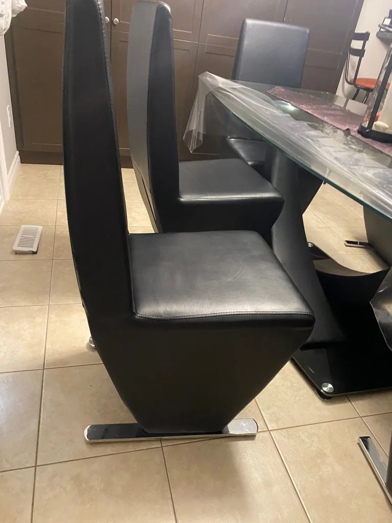 Modern Glass Dining Table and Six Black Leather Chairs image indicator(4)