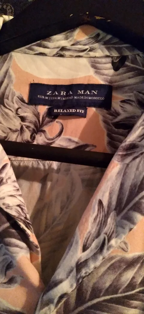 MENS SUMMER FASHION SHIRTS LOT - 3 x SMALL image indicator(2)