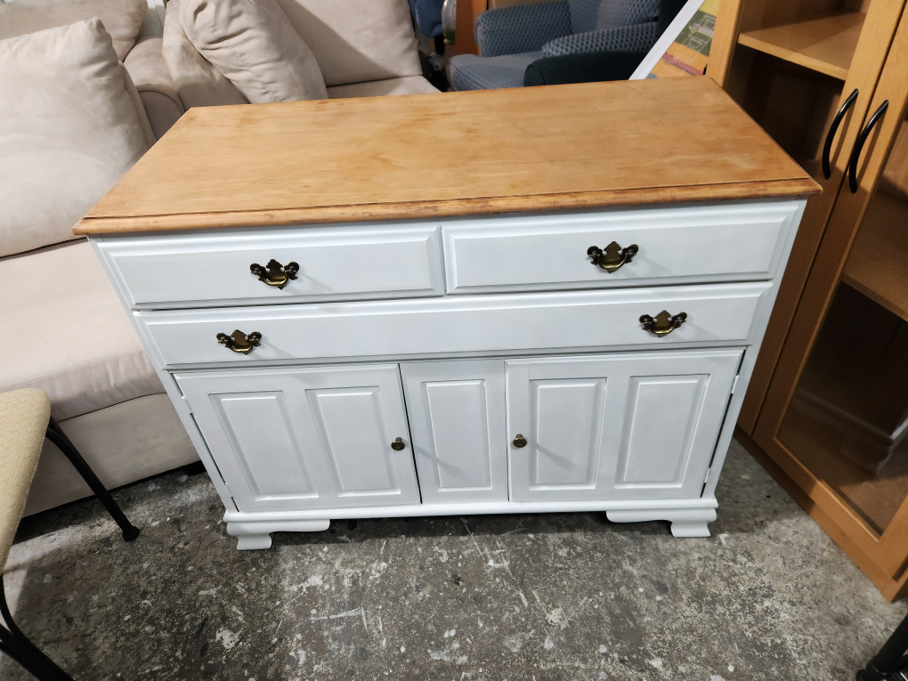 White Wooden Buffet Server - photo 3