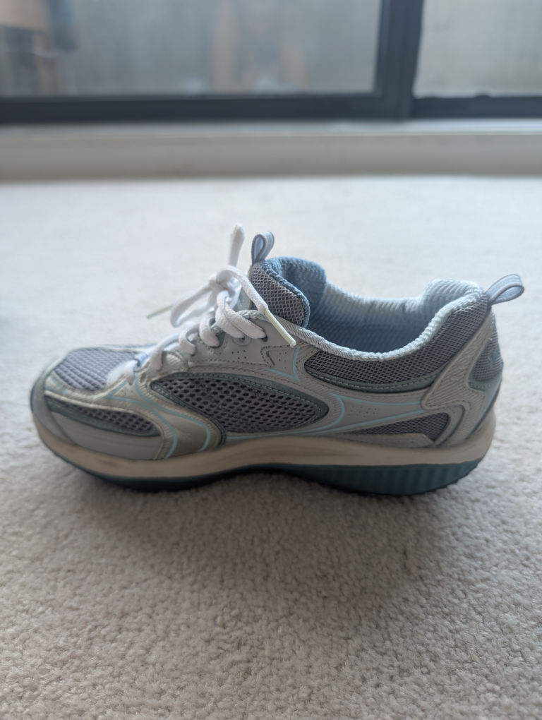 Women's Skechers Shape-ups Walking Shoes - photo 2
