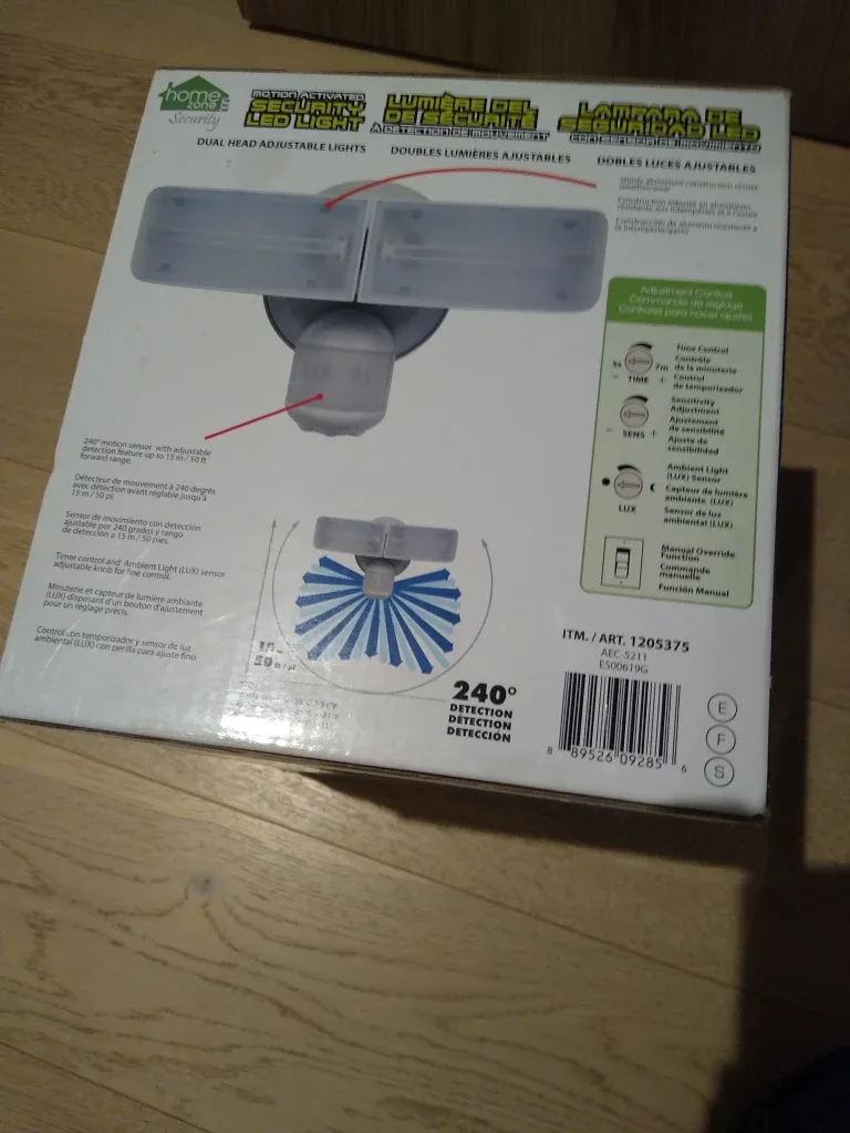 Brand New! LED Motion Activated Security Light image indicator(4)