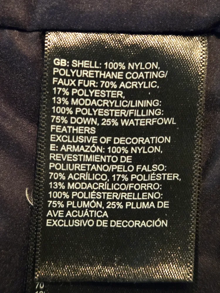 down fill Men Northface winter jacket ( small) image indicator(4)