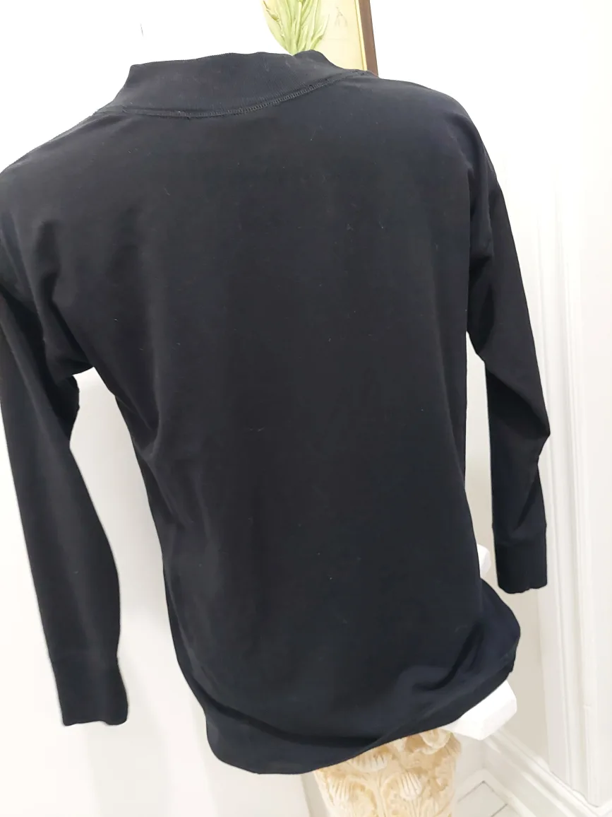 Chico's Zenergy Black V-Neck Long Sleeve Top - Size 8/10 image indicator(8)