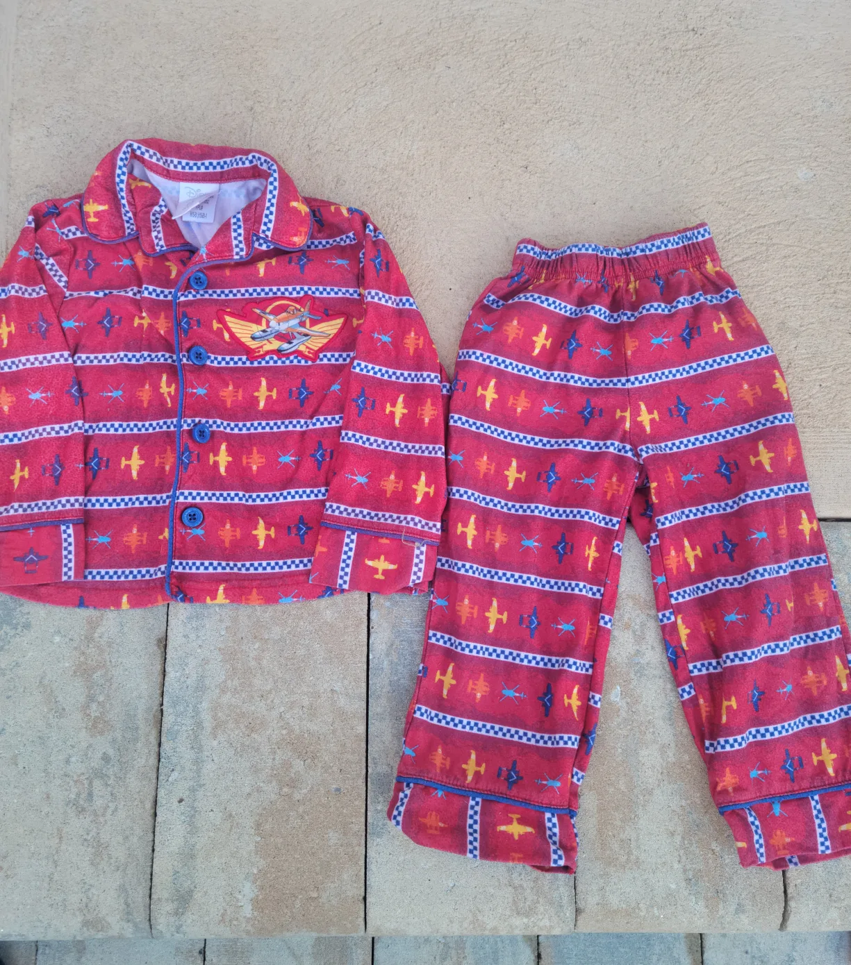Planes Pajamas Size 2T thumbnail
