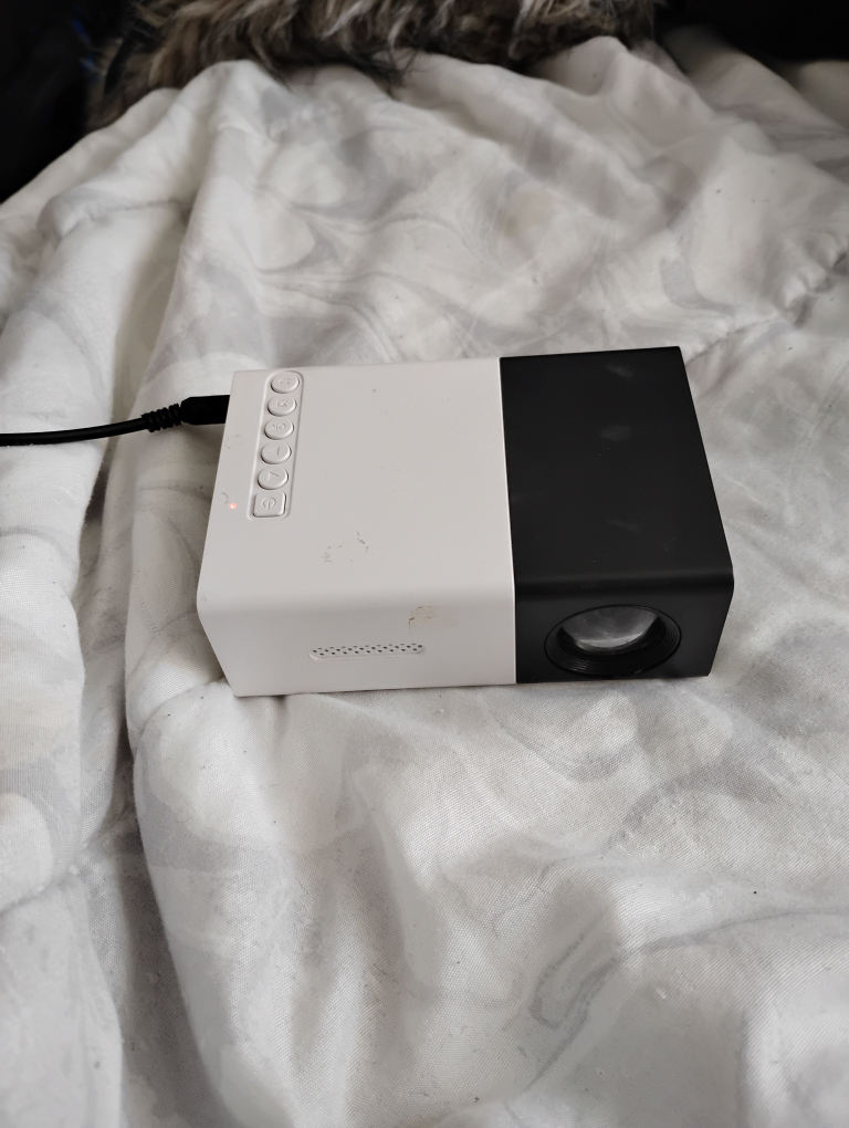 Mini Portable Projector - photo 2