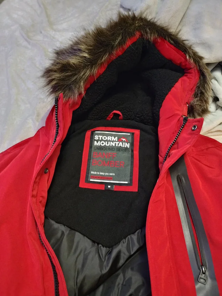 Men's Red Storm Mountain Bomber Jacket image indicator(6)