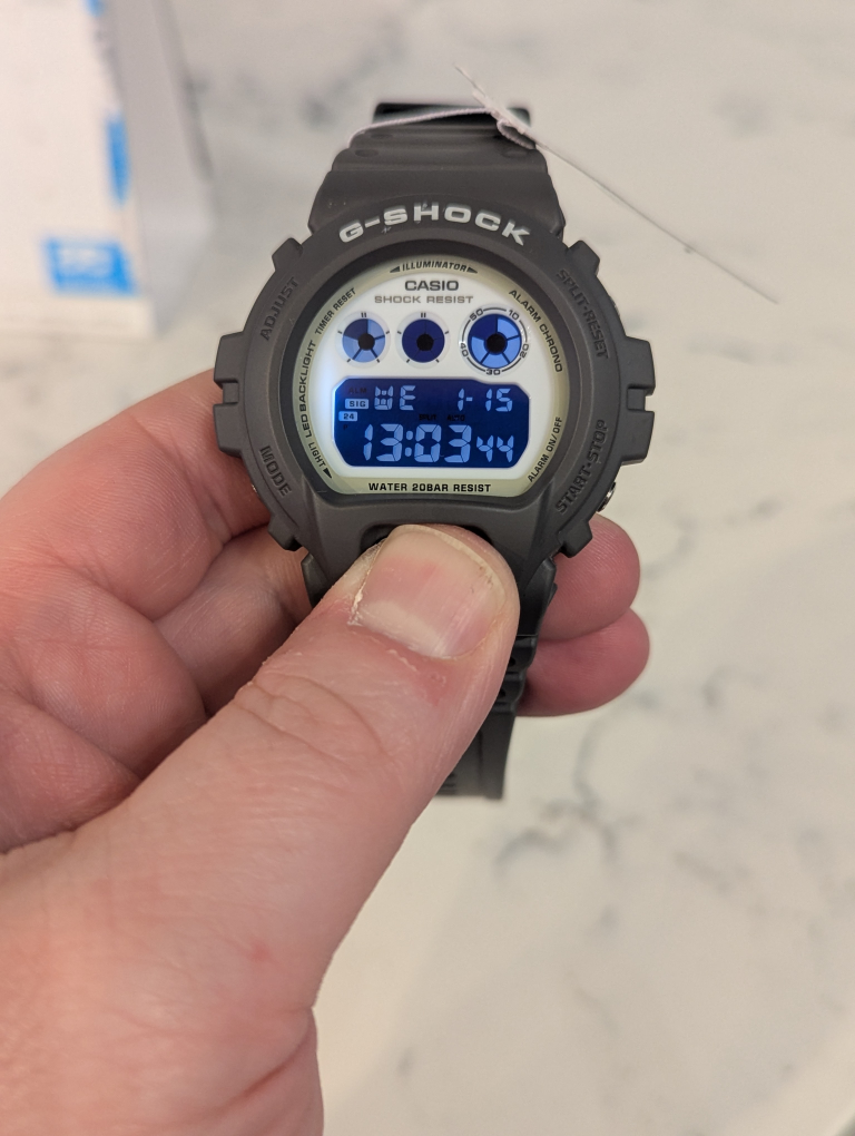Casio G-Shock DW-6900HD-8 Watch - photo 4