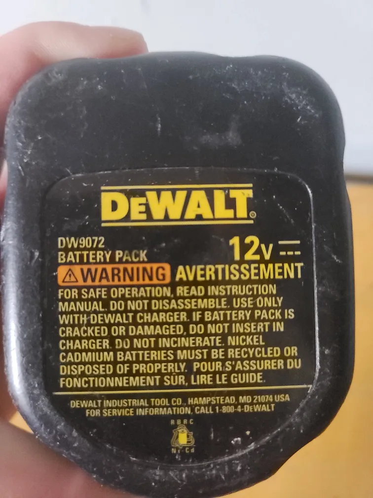 DEWALT DW9062 12v Battery Power Tool recharagable Lithium Ion image indicator(3)