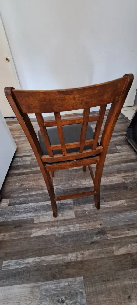 Round Pub Table Set with Four Barstool Chairs image indicator(4)