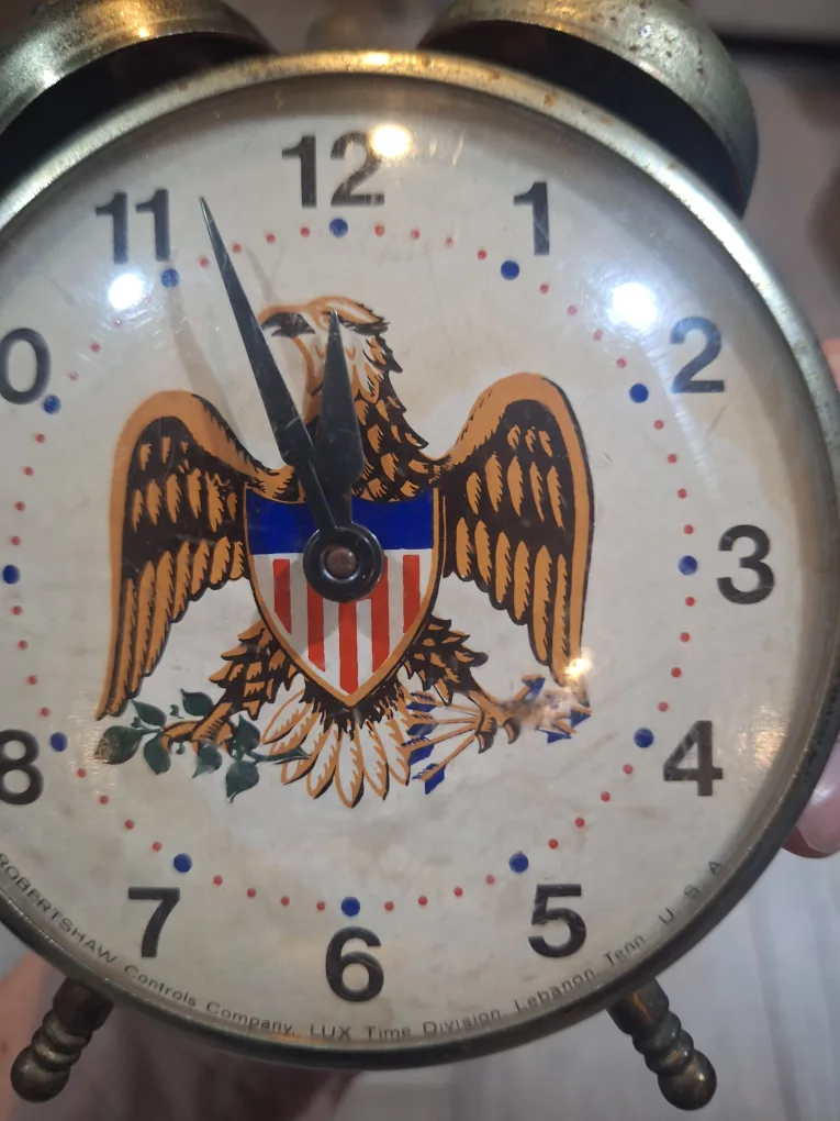 Vintage Robertshaw Lux Time Alarm Clock image indicator(3)