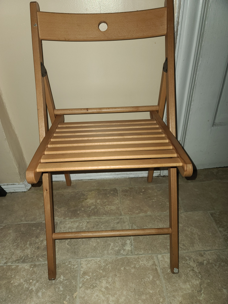 2 Wooden Folding Chair