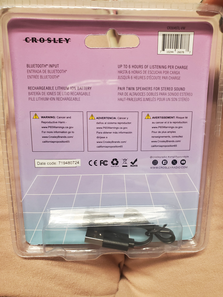 brand New Crosley Casette Speaker - photo 2