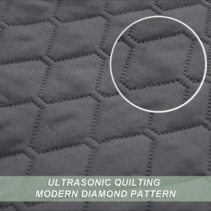 Grey Quilted Bedspread - Queen Size image indicator(2)