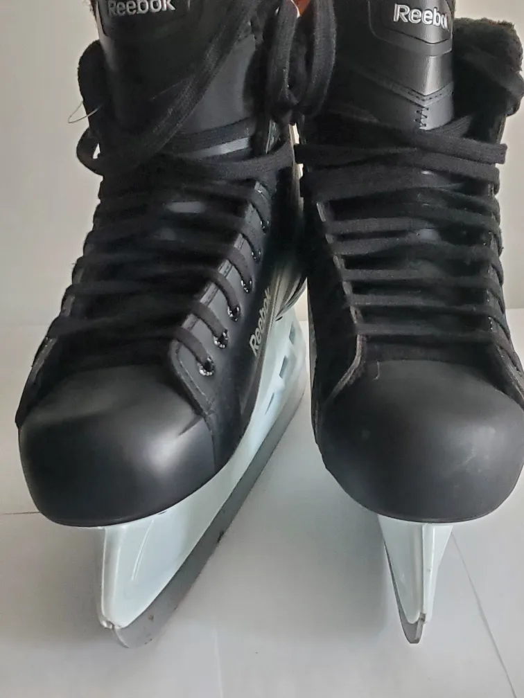 Reebok ice sketes / hockey sketes image indicator(2)