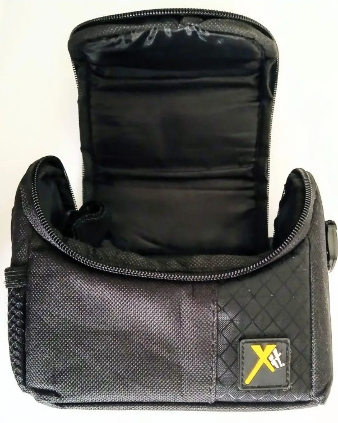 Canon PowerShot SX530HS Digital Camera with Accessories image indicator(2)