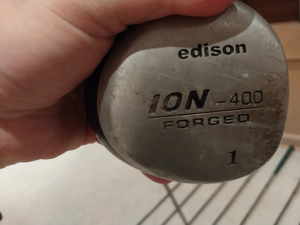 Pre-owned Golf Club Set - Includes Driver and Irons image indicator(4)