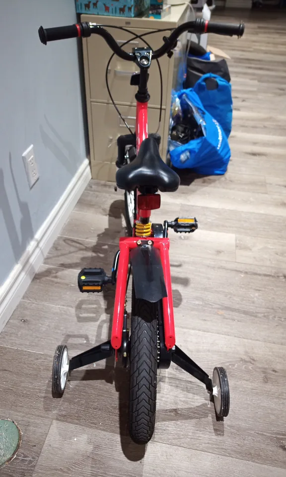 Kids' Red Bicycle with Training Wheels image indicator(6)