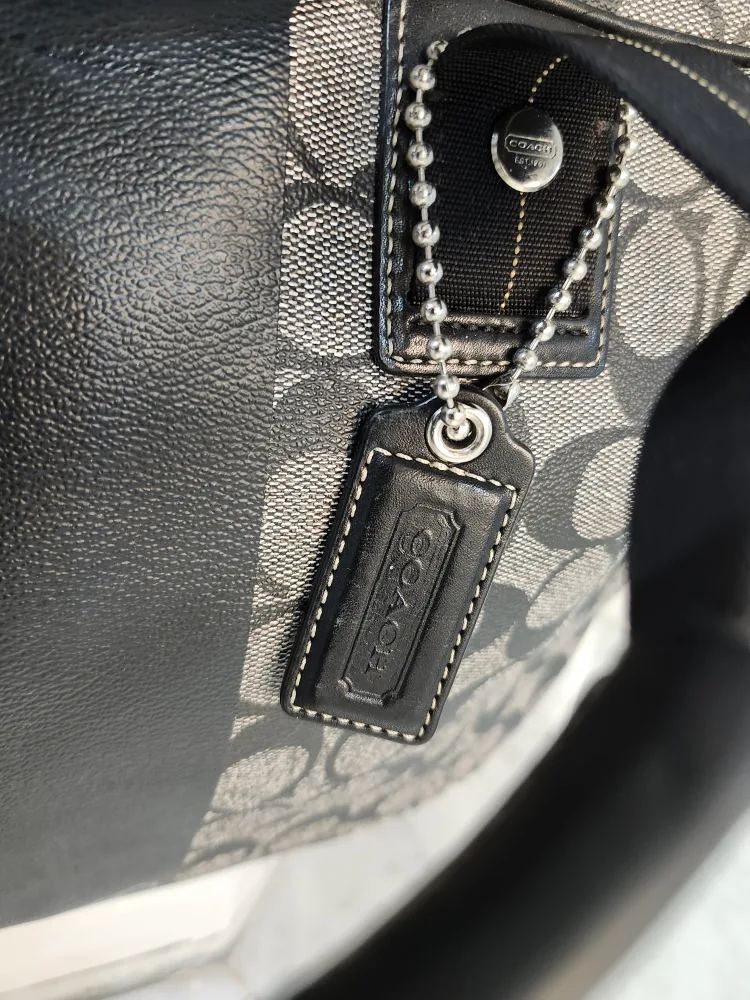 Coach Signature C Black & Grey Travel Bag image indicator(4)