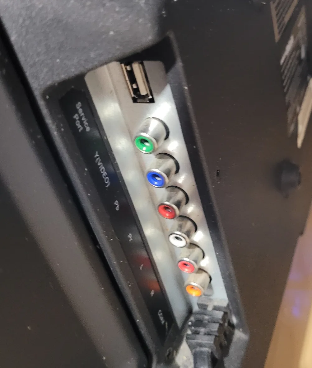 Technicolor by RCA 32 inch TV image indicator(3)