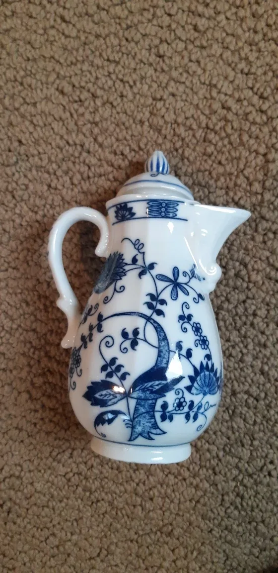 Vienna Woods Porcelain Collection image indicator(3)