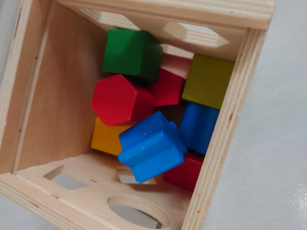 Wooden Shape Sorter Toy image indicator(2)