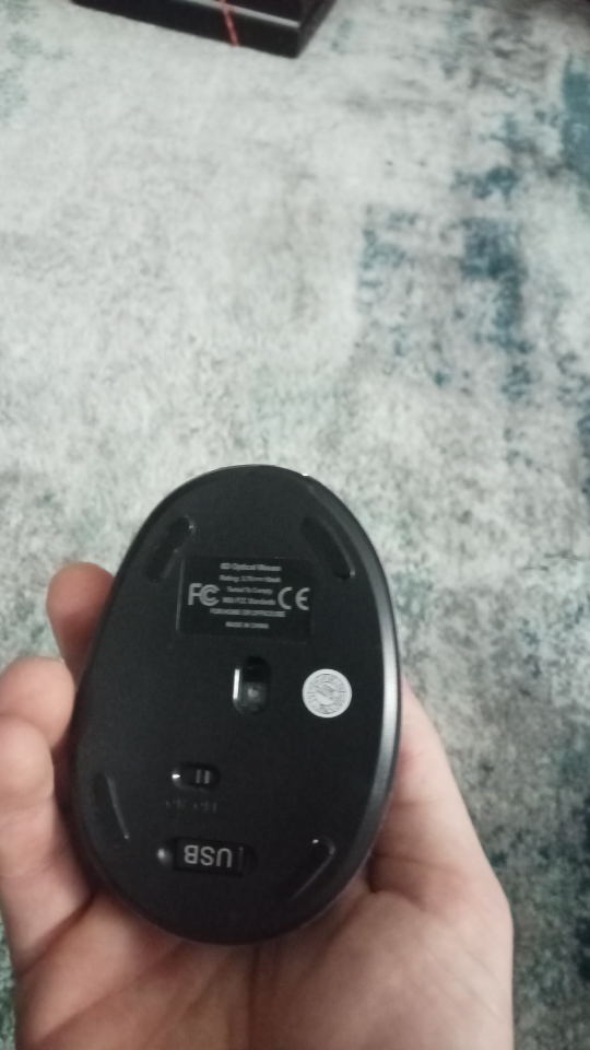Ergonomic Black/Purple Wireless Mouse - photo 5